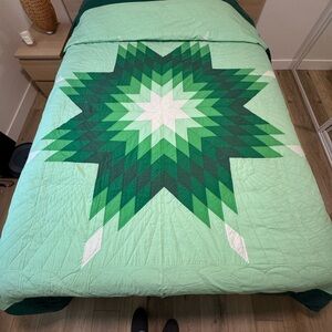 Lone Star Amish Handmade Quilt-King